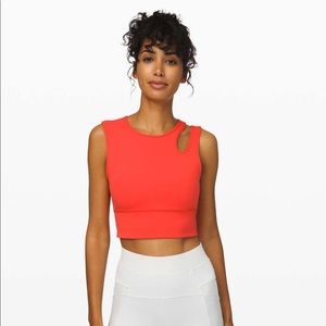Lululemon Mastered Motion Cropped Tank